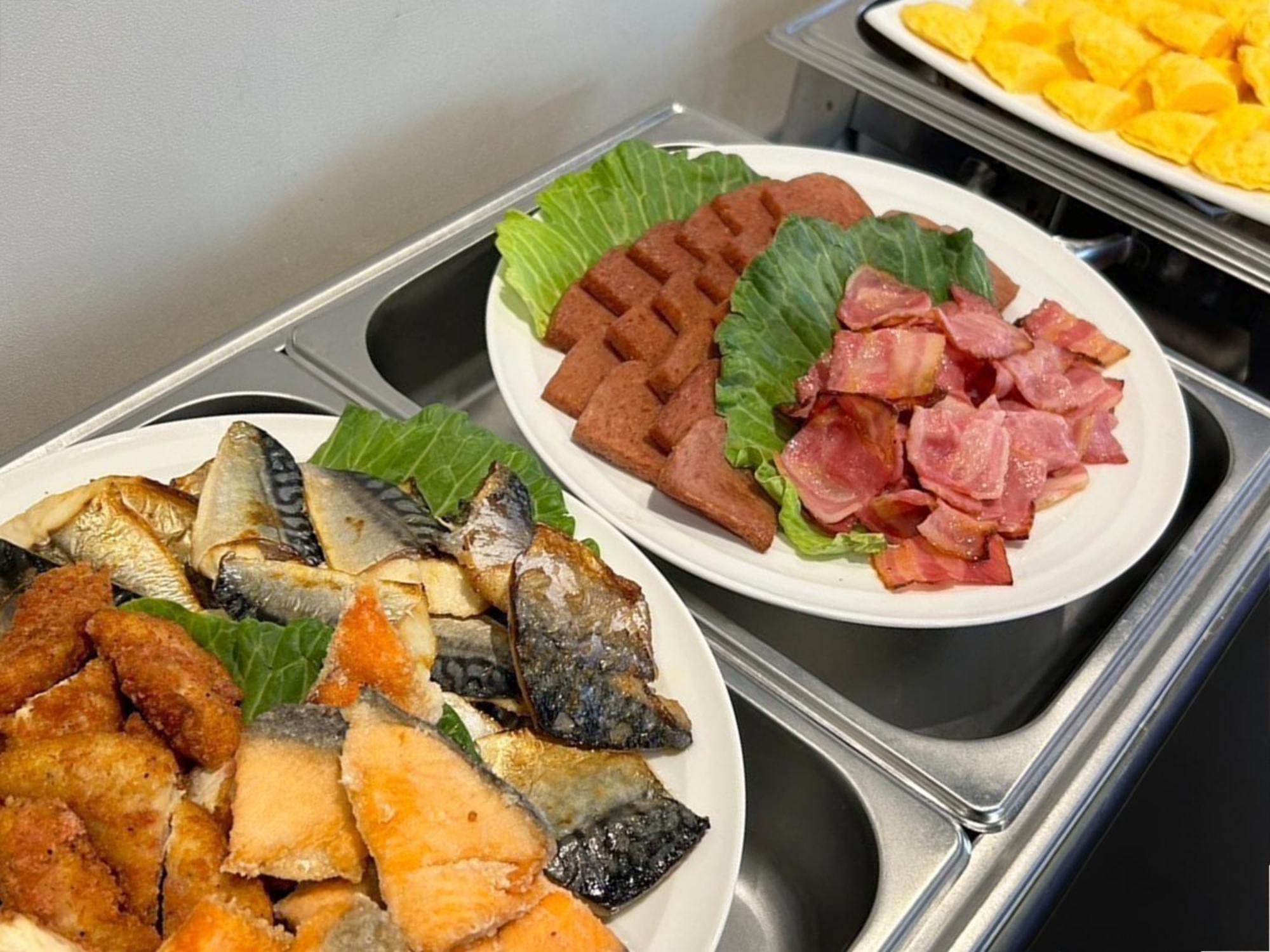 Green Rich Hotel & Capsule Naha - Artificial Hot Spring Futamata Yunohana ภายนอก รูปภาพ