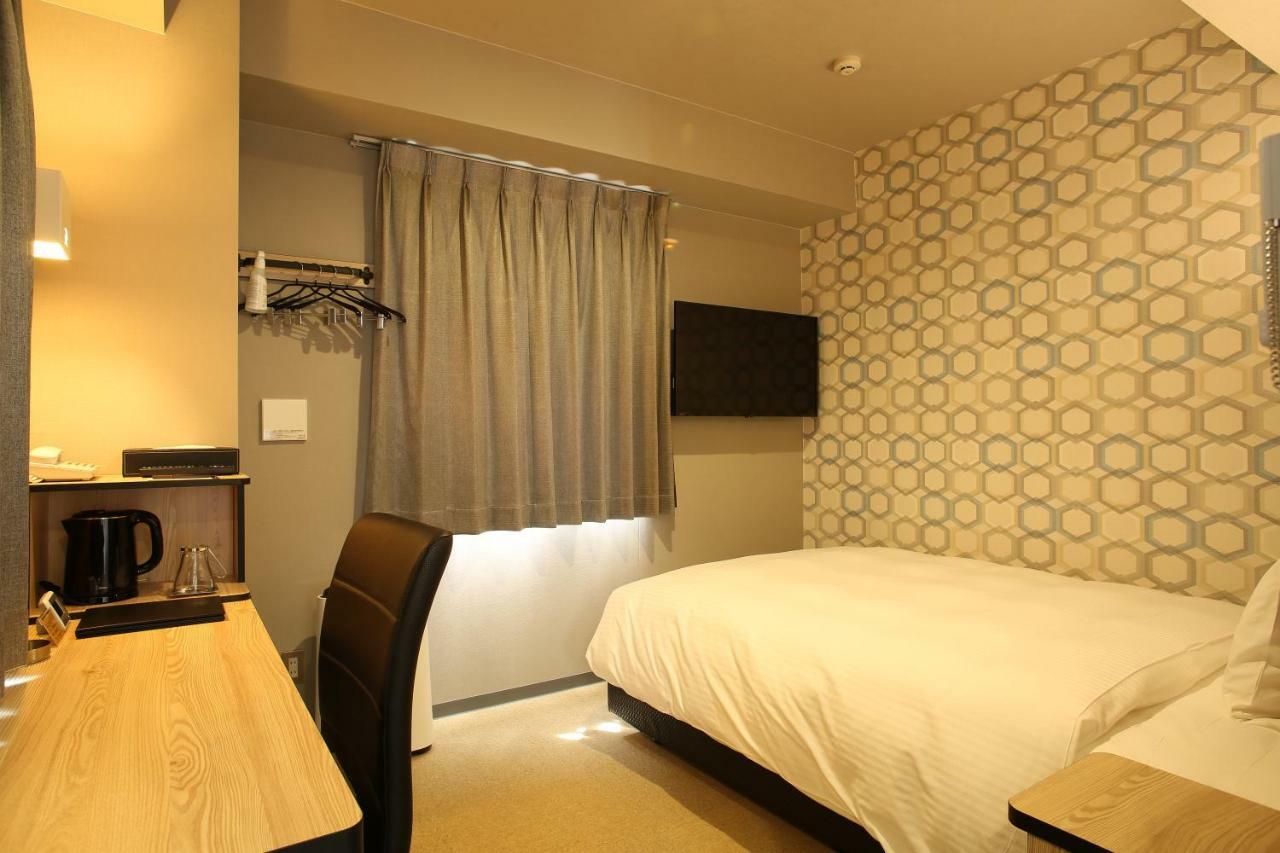 Green Rich Hotel & Capsule Naha - Artificial Hot Spring Futamata Yunohana ภายนอก รูปภาพ